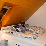 Gracehomes - 6 With Parking - Up To 10 Guests - Large Group & Family Welcome