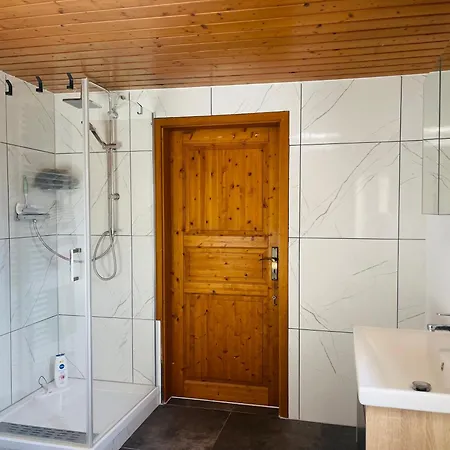 Ghomet - 6 With Parking - Up To 10 Guests - Monteur, Handwerker & Large Family Welcome *