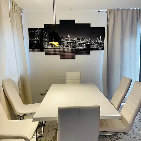 Ghomet - 6 With Parking - Up To 10 Guests - Monteur, Handwerker & Large Family Welcome