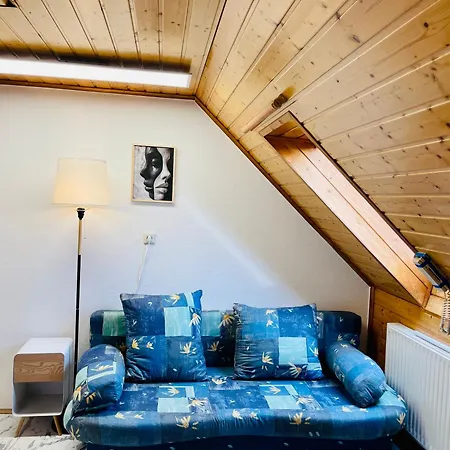 Ghomet - 6 With Parking - Up To 10 Guests - Monteur, Handwerker & Large Family Welcome Jettingen (Boblingen)