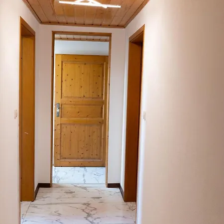 Ghomet - 6 With Parking - Up To 10 Guests - Monteur, Handwerker & Large Family Welcome *