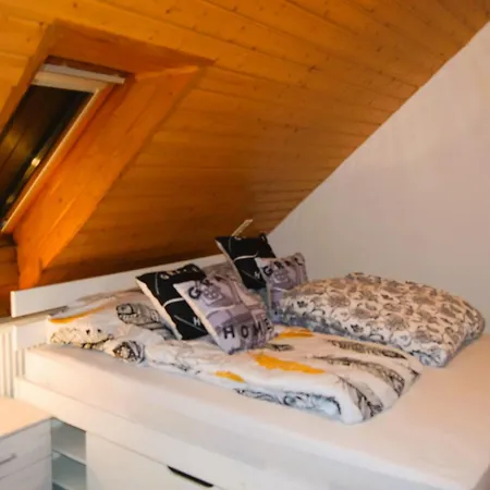 Ghomet - 6 With Parking - Up To 10 Guests - Monteur, Handwerker & Large Family Welcome