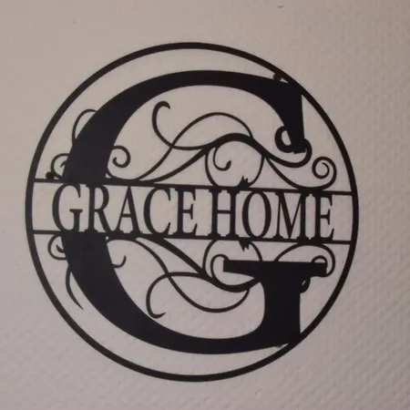 Gracehomes - 6 With Parking - Up To 10 Guests - Large Group & Family Welcome * Jettingen (Boblingen)